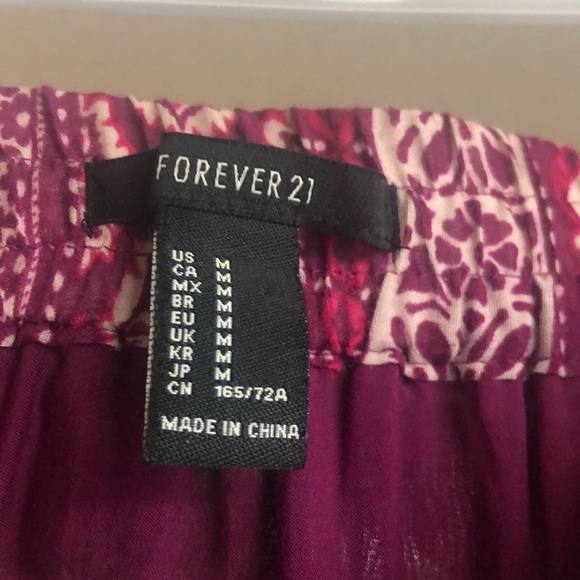Forever 21 pattern skirt - Picture 3 of 3
